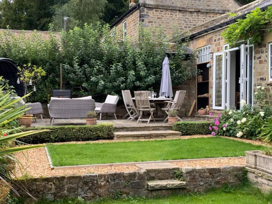 Luxury Barn Conversion At Rudding Harrogate Eksteriør bilde
