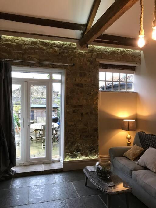 Luxury Barn Conversion At Rudding Harrogate Eksteriør bilde